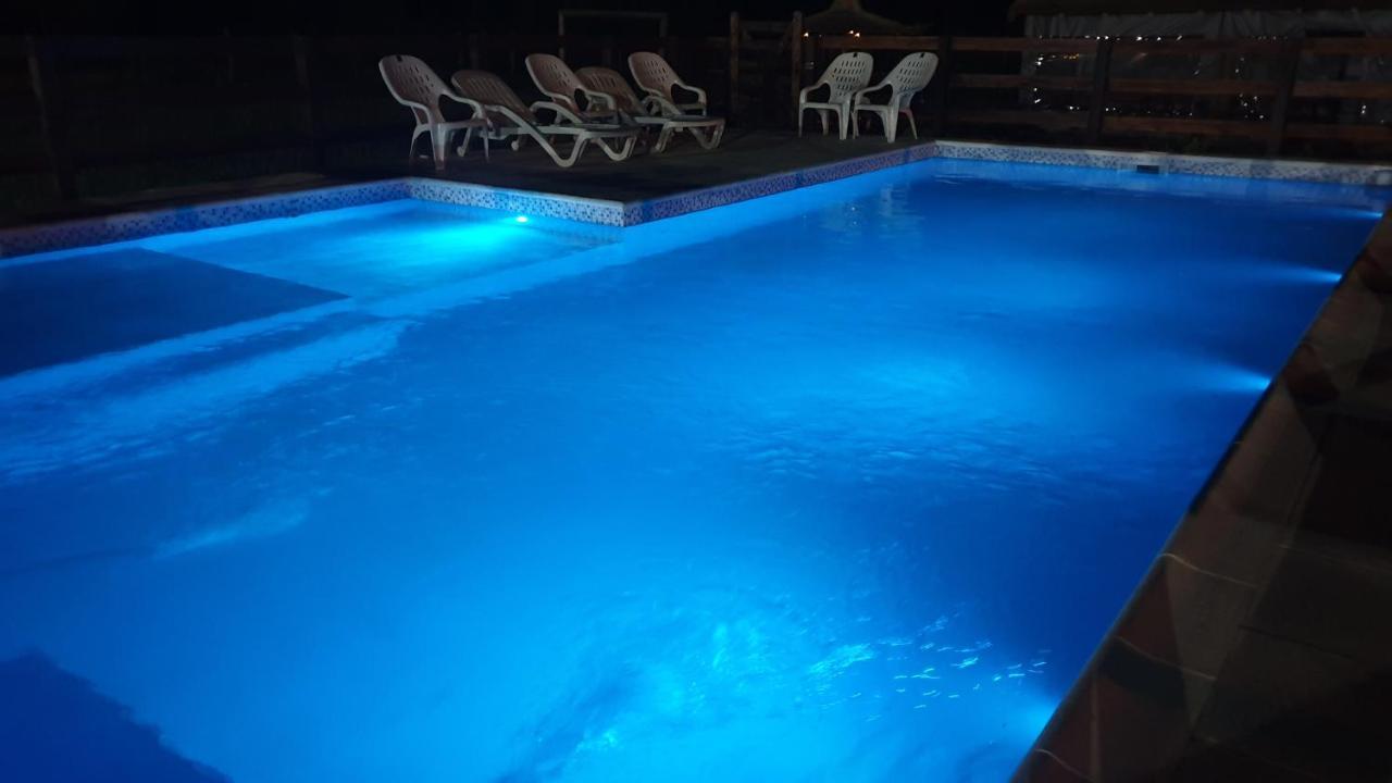 Complejo Manto De Estrellas Apartment โกลอน ภายนอก รูปภาพ